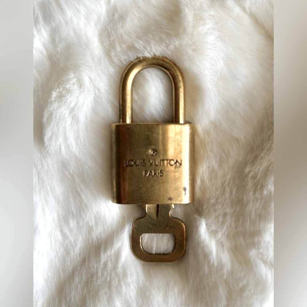 Authentic Louis Vuitton Lock and Key #322